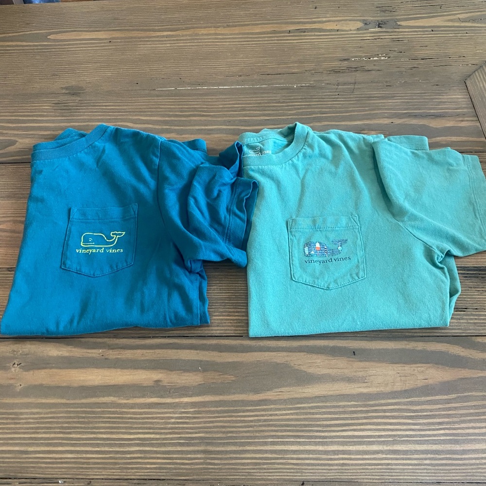 Vineyard Vines Boys size Medium short sleeve t-shirts (bundle of 2).